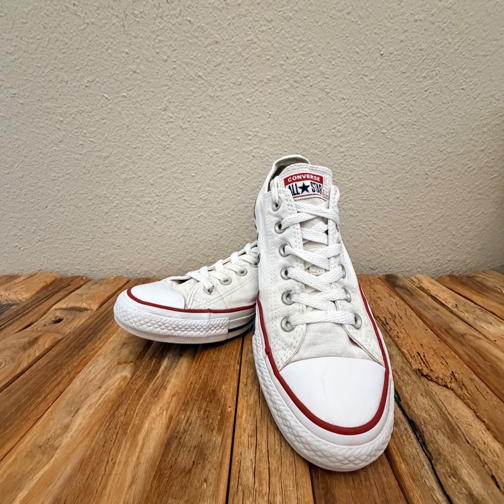 Converse Chuck Taylor All Star Low Top White Canvas Sneakers Womens